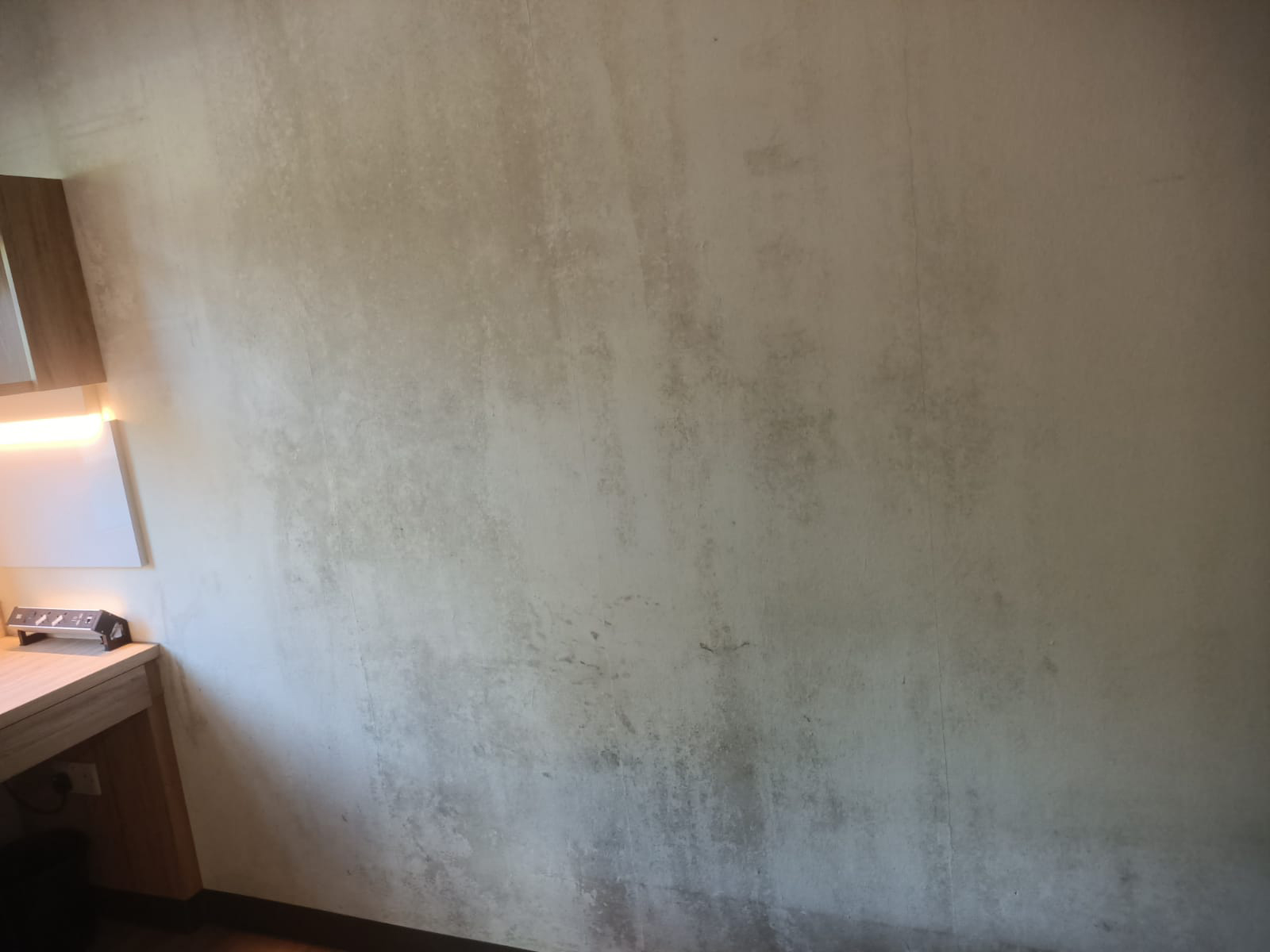 Photocatalyst coating application image for walls in low-sunlight environments
